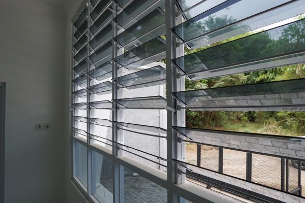 Cost of Jalousie Window Repair in Katy